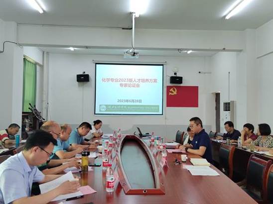 说明: http:/__local/F/93/0A/6D6F402AED1A224E0D4C3D37B1D_53F28BD8_82D0.jpg